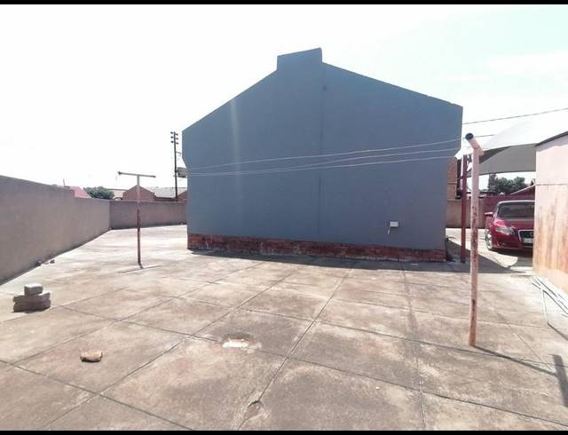 3 BEDROOM HOUSE FOR SALE IN SOSHANGUVE VV